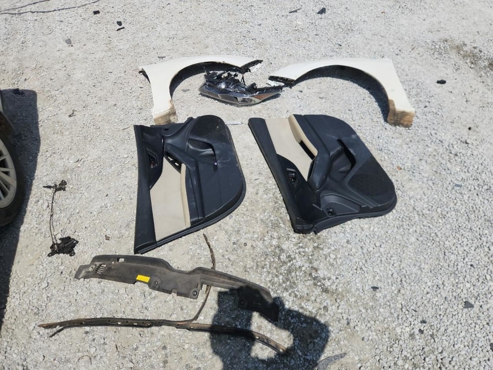 IMPREZA 2017 Glove Box 4743506