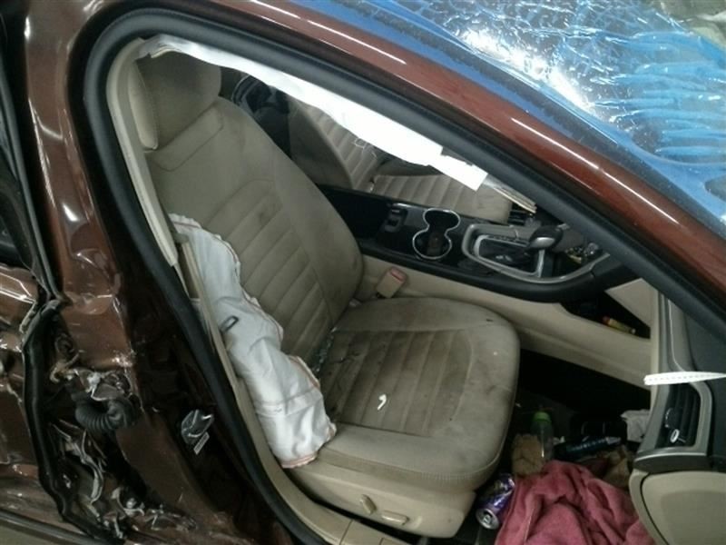 FUSION 2015 High Mounted Stop Light 104582944