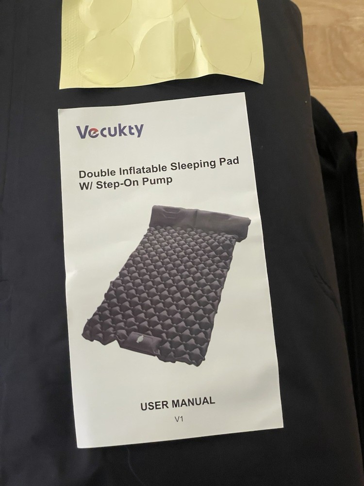 New Vecukty Double Inflatable Sleeping Pad With Step On Pump Never Used