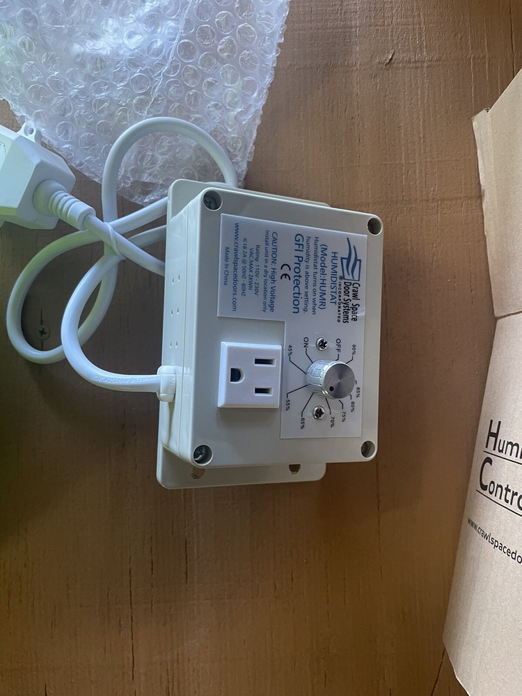 Crawl Space Humidistat Fan Controller System