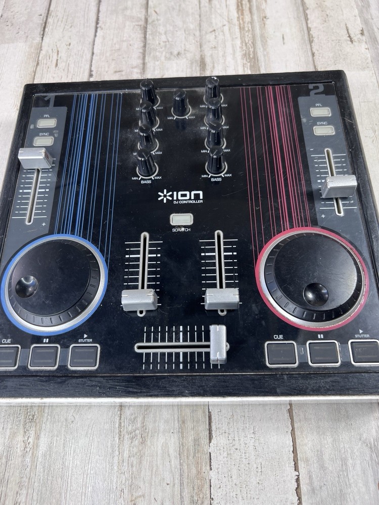 Numark Total Control DJ Double Mixing Deck w/ USB Cable (Missing AC Adapter)