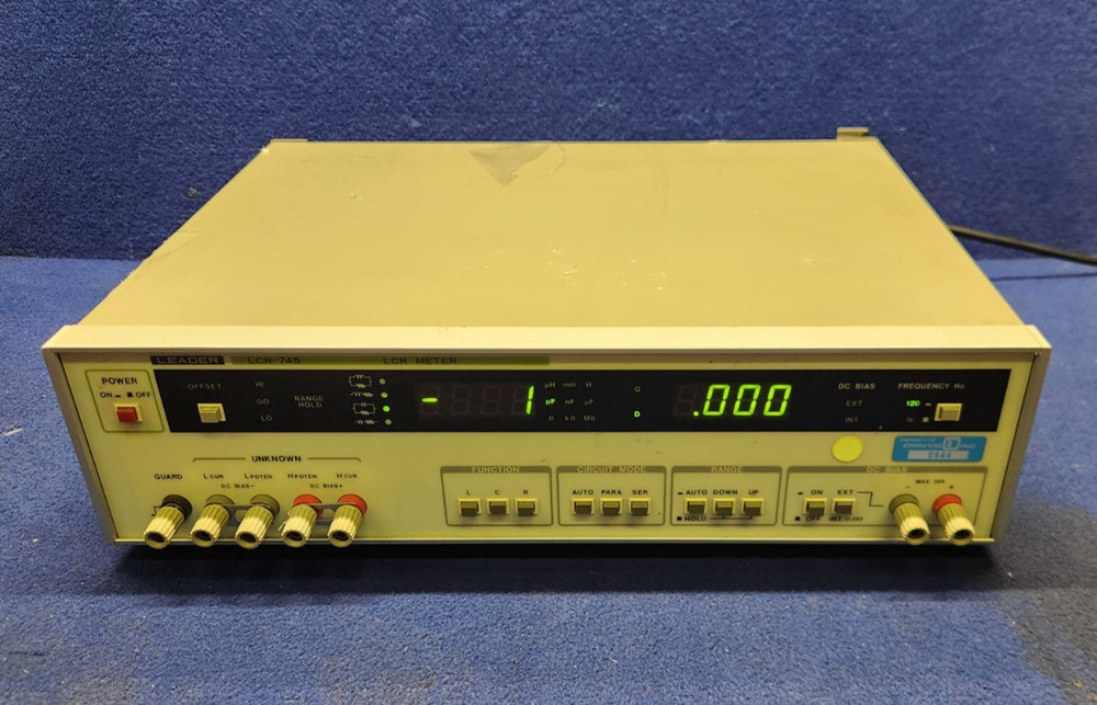 Leader  LCR–745  Digital LCR Meter
