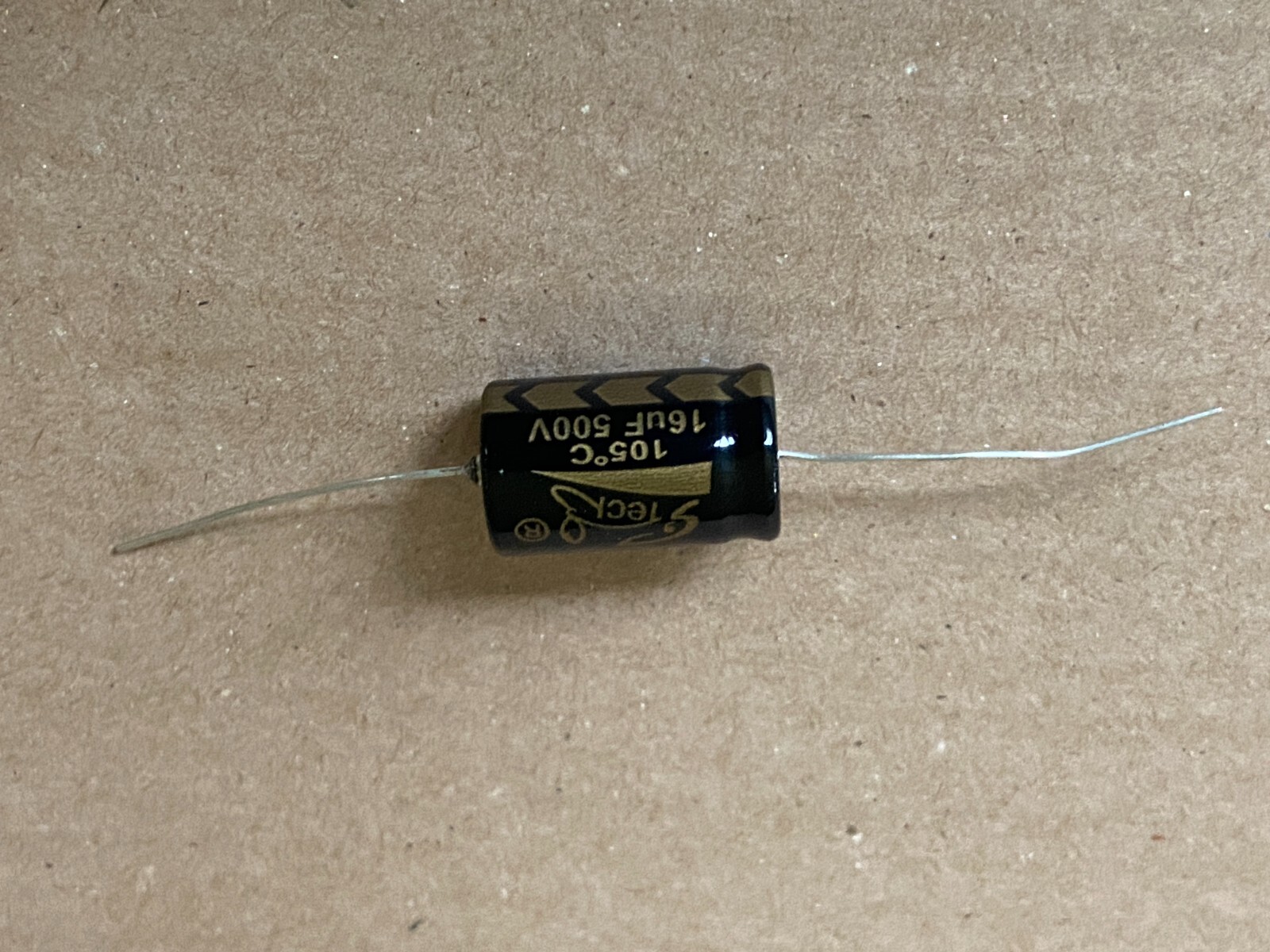 New 500v Axial Capacitor 4.7 8 10 16 22 33 40 47 100 uf Tube Amp Radio Repair