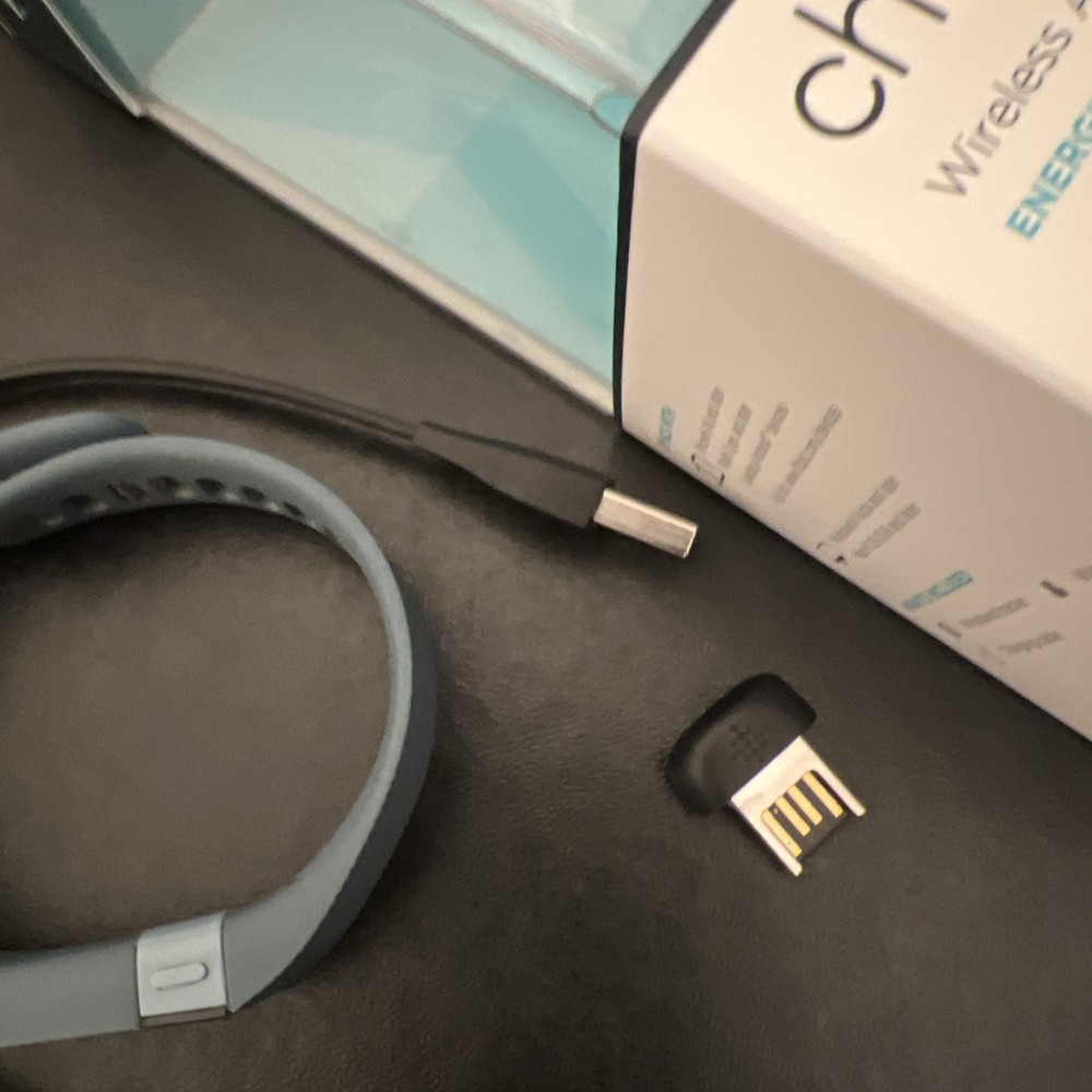 Fitbit Charge FB404 Black Fitness Activity Tracker Working