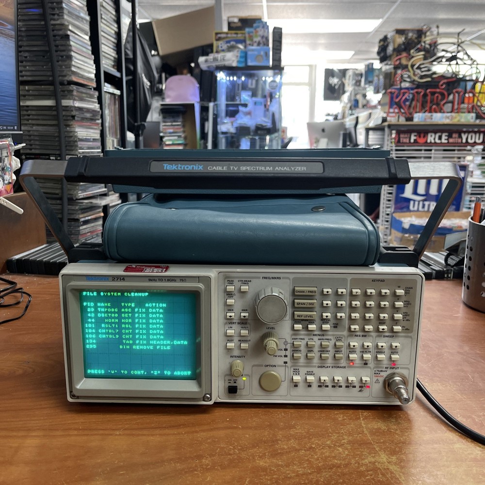 Tektronix 2714 Spectrum Analyzer unit only , 75ohm,  UNTESTED