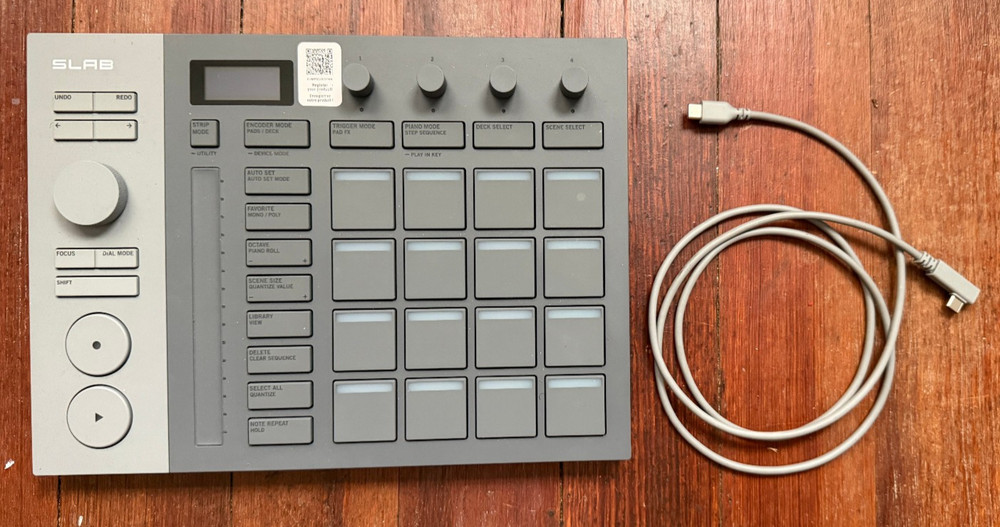 AlphaTheta SLAB Music Production Controller Optimized for Serato Studio