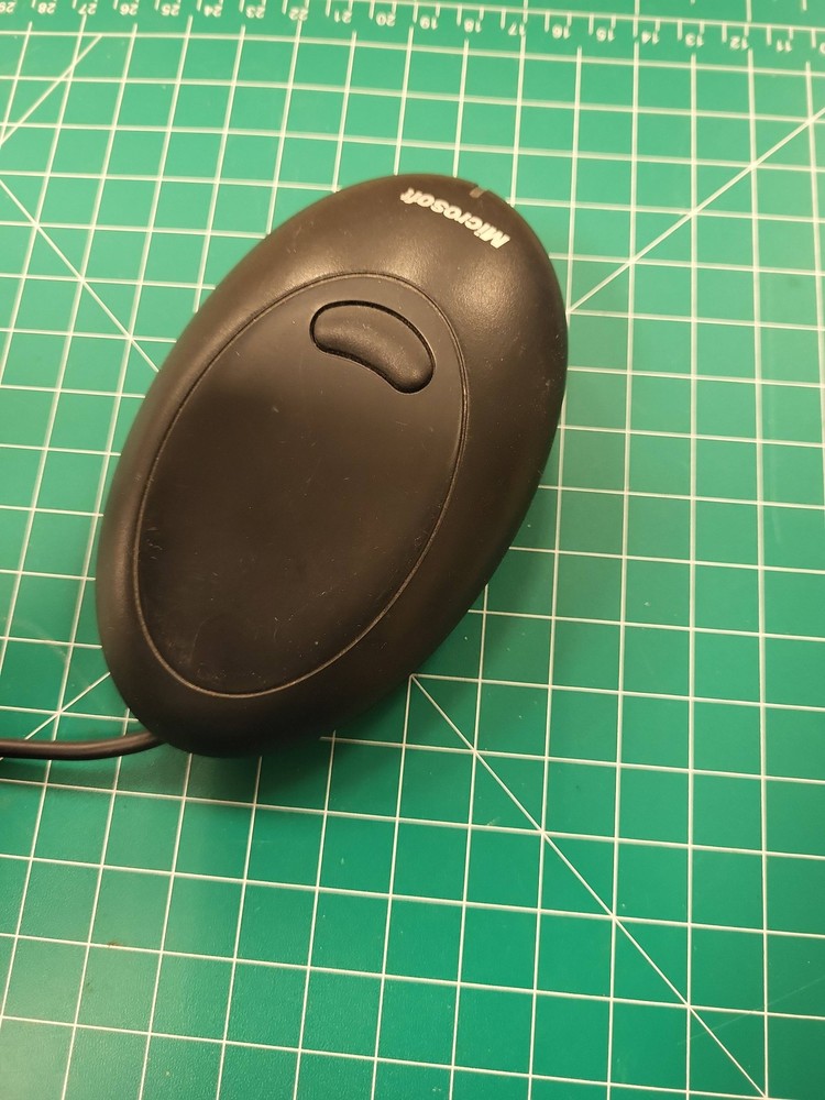 Microsoft Mouse 1053 Wired USB Optical Scroll Wheel Computer PC Laptop Desktop