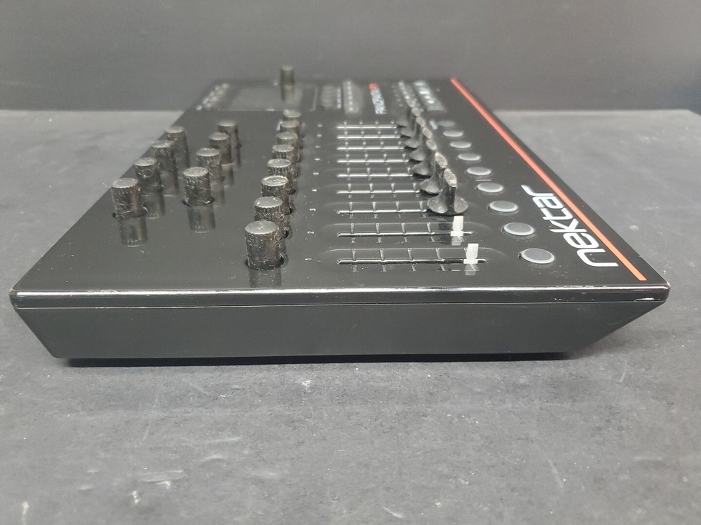 Nektar Technology Panorama P1 Midi Controller