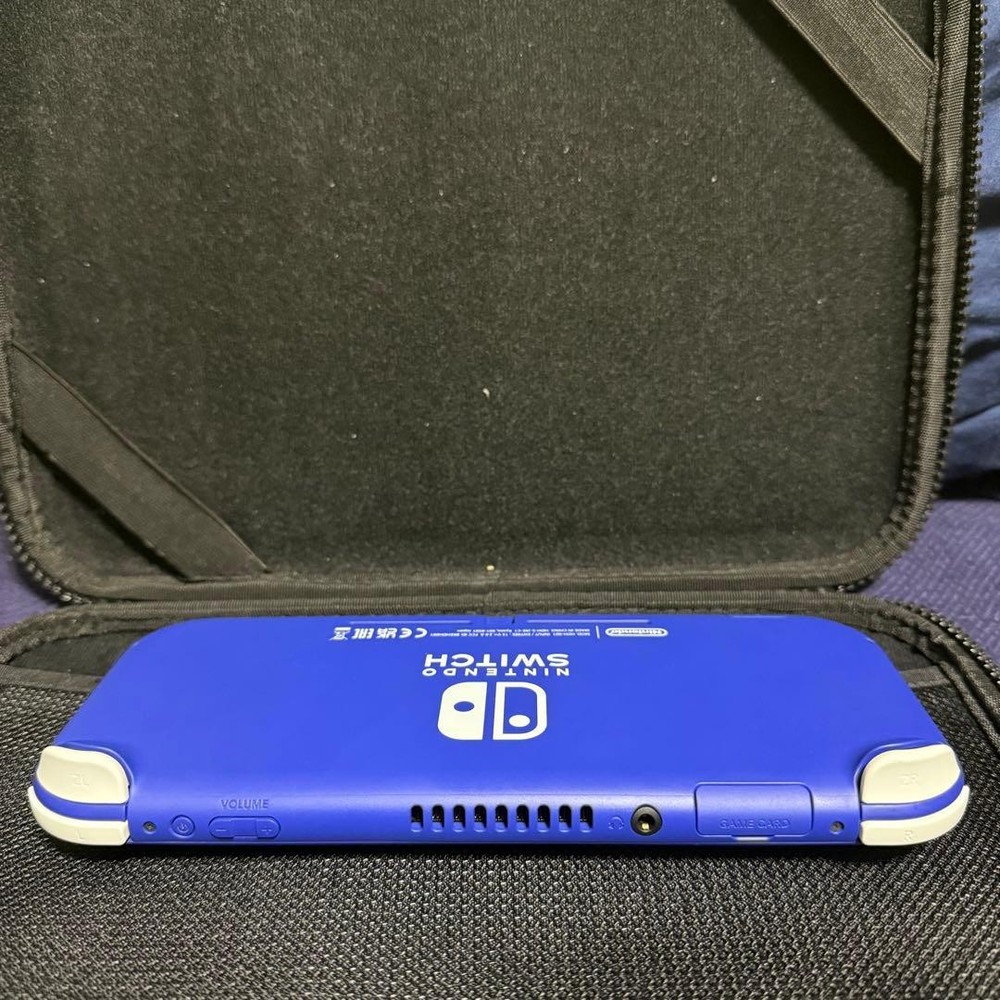 Nintendo Switch Lite Blue excellent condition