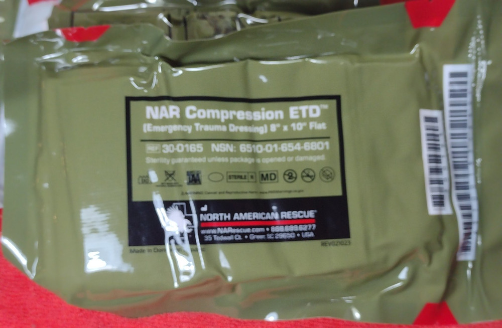COMBAT MEDIC NAR Compression ETD Emergency Trauma Dressing 8"X10" FLAT Exp 2033
