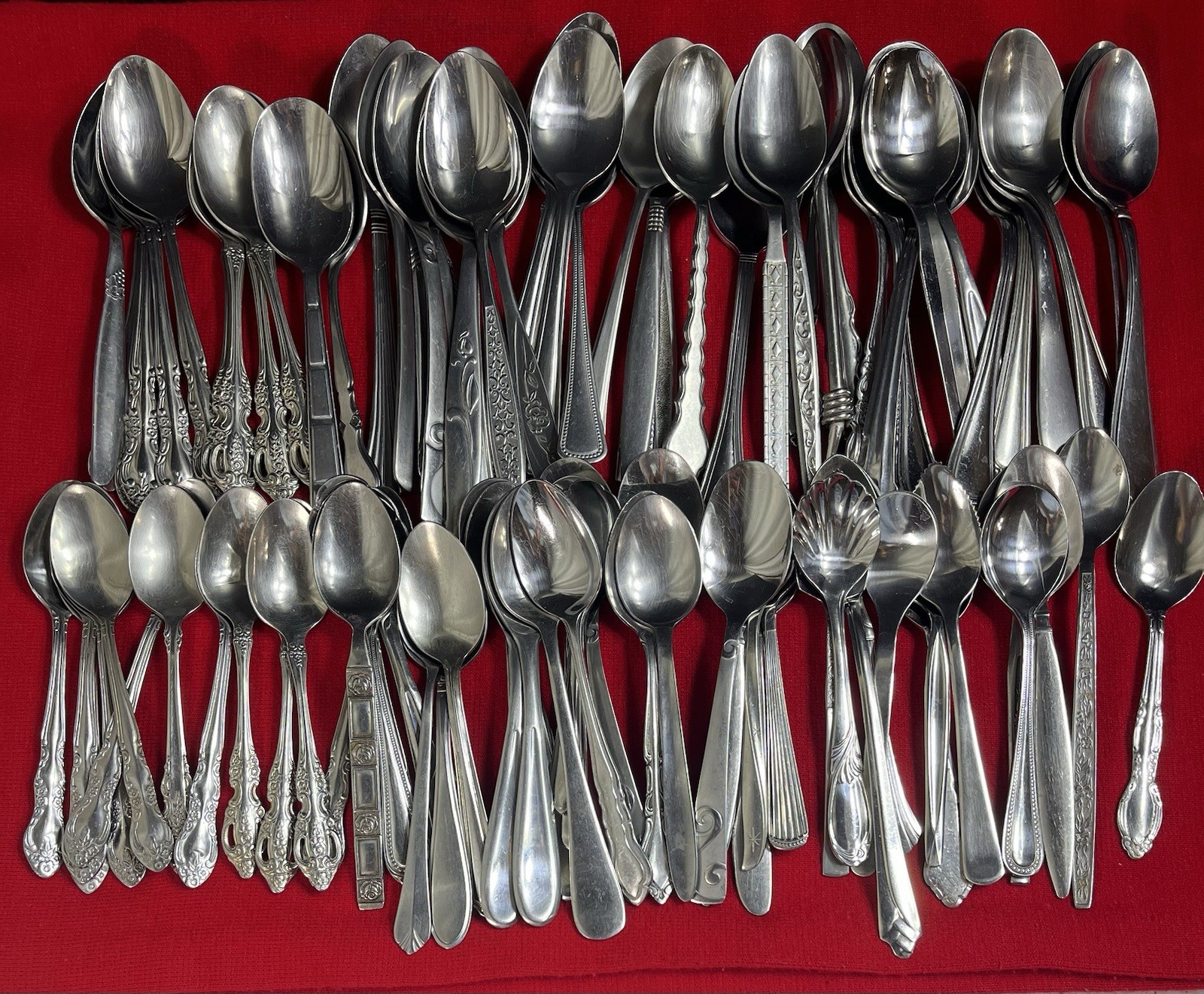Lot 100 Assorted Stainless Steel Soup & Tea Spoons Flatware + 3 Serving Spoons