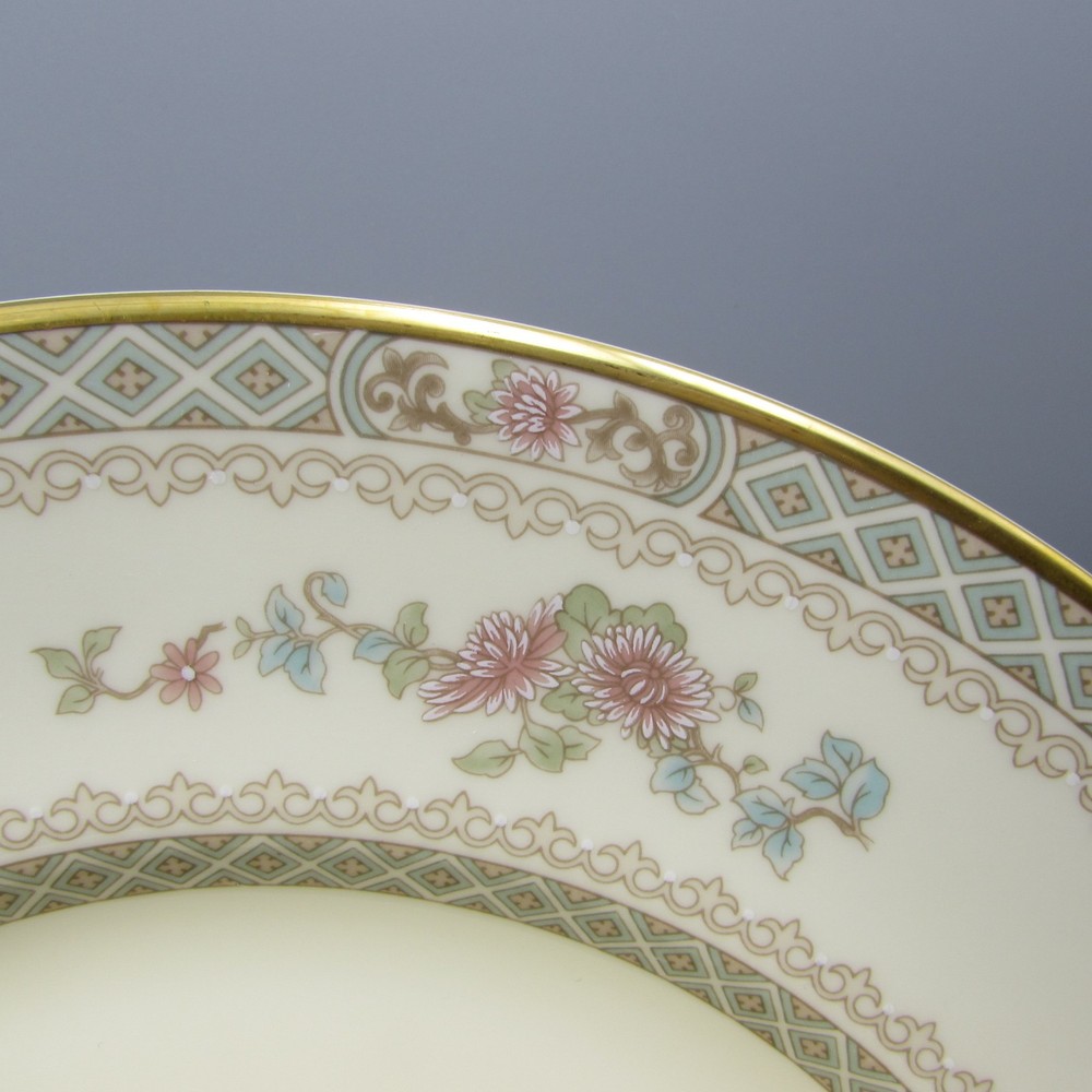 Minton Bone China LEGACY 5pc Place Setting