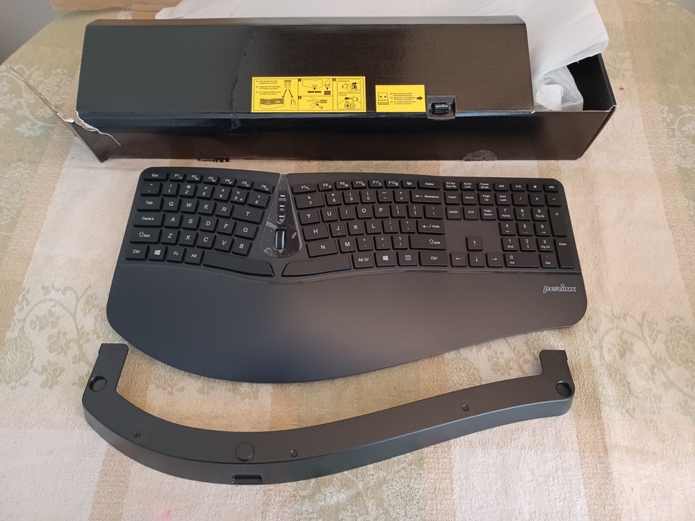 Perixx Periduo-605 Wireless Ergonomic Split Keyboard Vertical Mouse Combo Black
