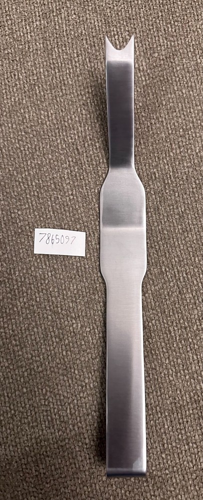 WM7865097----ANTERIOR GLENOID RETRACTOR 11"