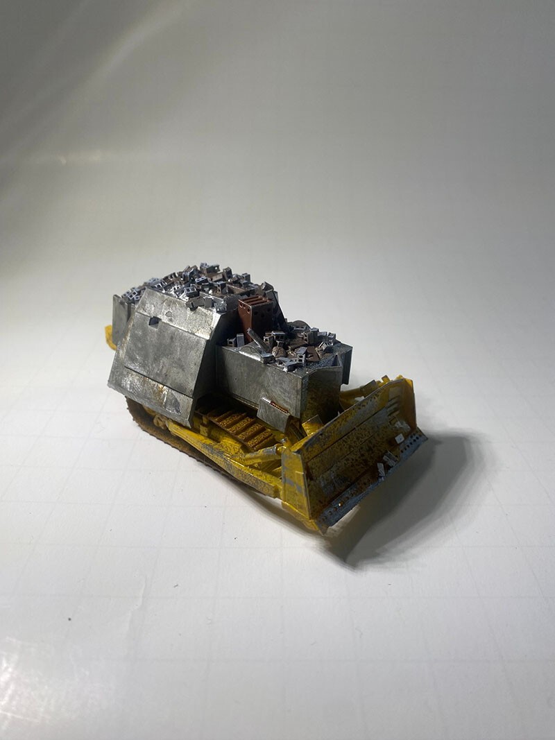 Komatsu D355A bulldozer Killdozer hotwheels scale