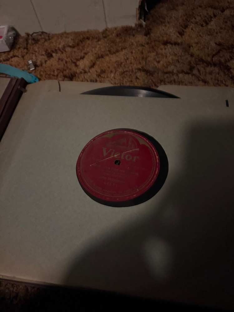 Victor/Victrola Phonograph
