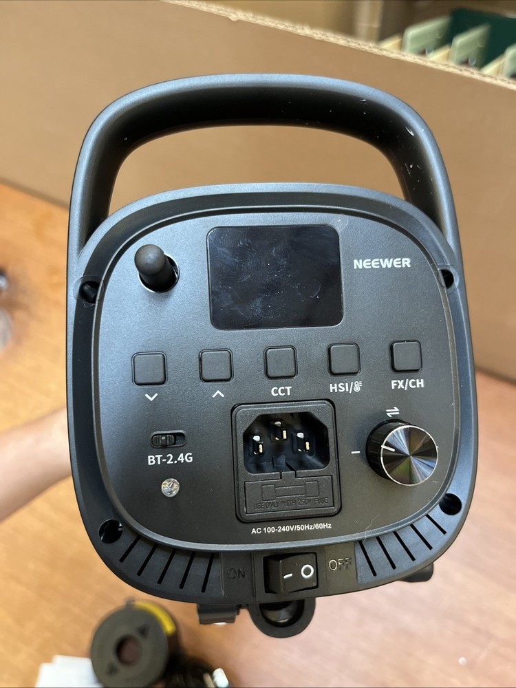 NEEWER CB60 RGB Video Light