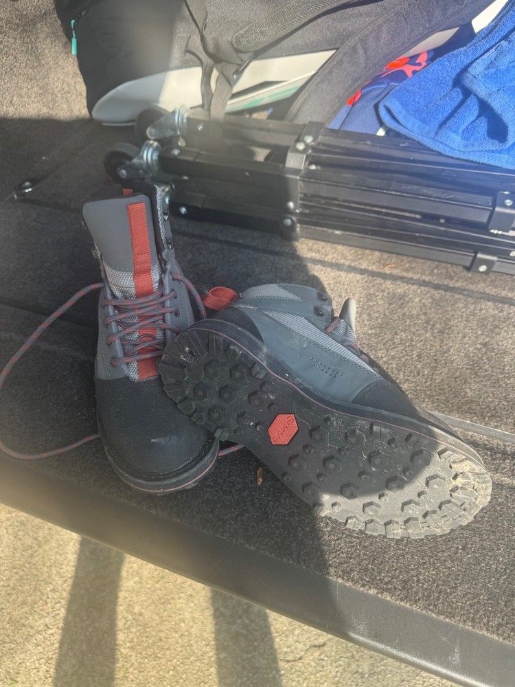 simms wading boots