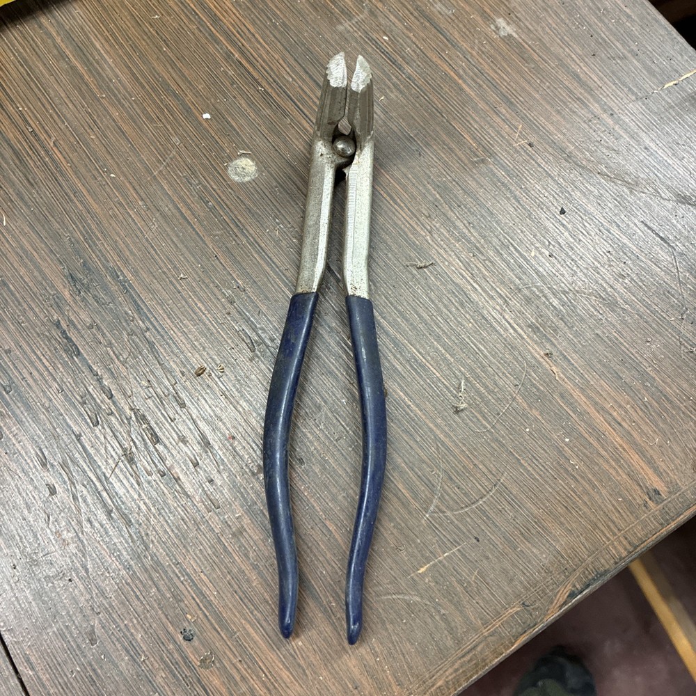 Tools  Battery Clamp Pliers/Spreaders
