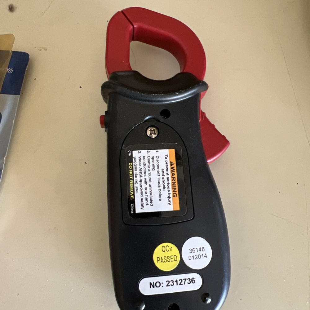 Hyper Tough Digital Clamp Meter AC DC 300V LCD Display Diode & Continuity Check