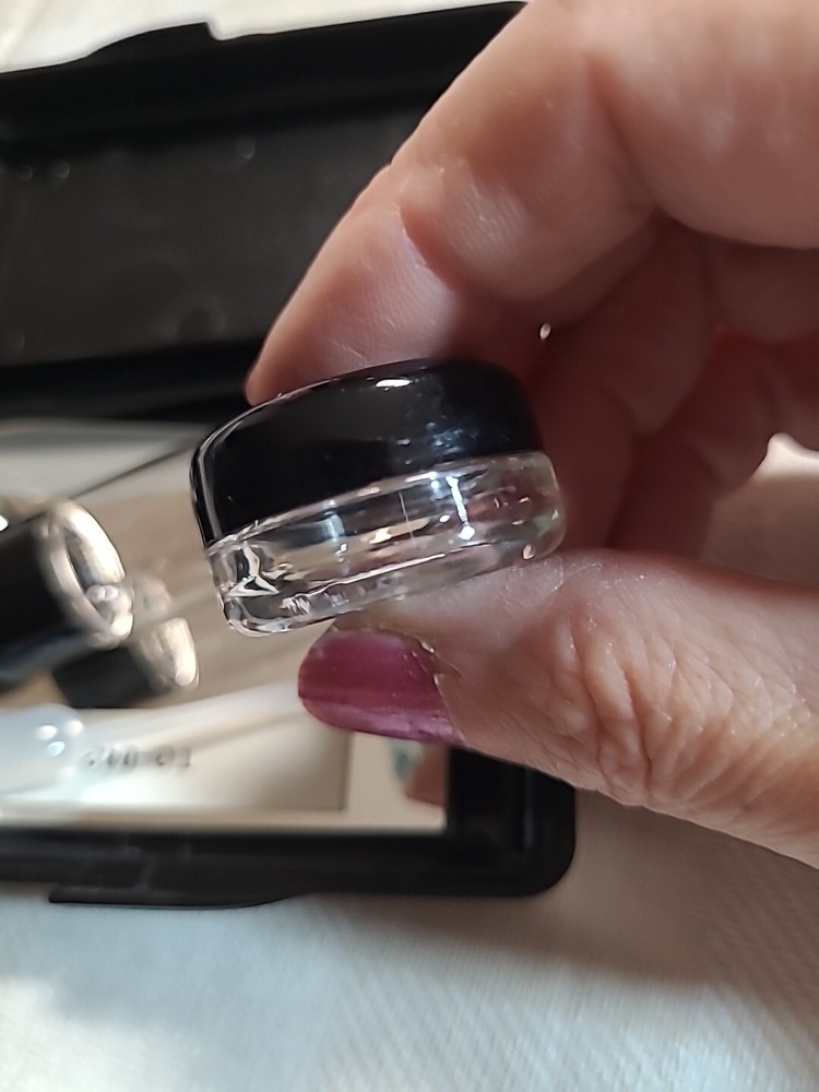 MAKE UP KIT WITH EMPTY VIALS