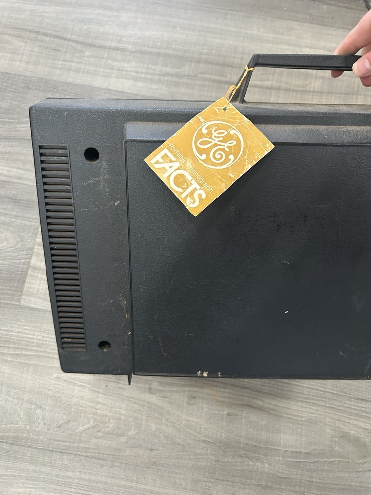 General Electric Wildcat Record Player- Solid State Black *READ DESCRIPTION*