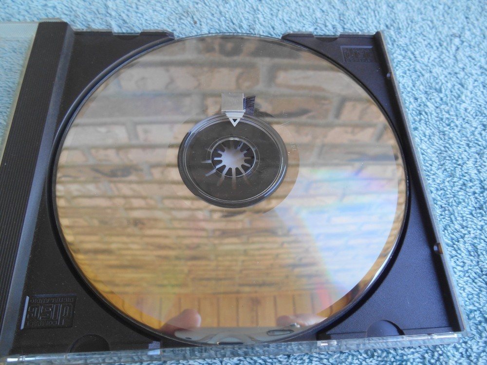 CD DVD CD-ROM Laser Lens Cleaner For Compact Disc / Gaming Consoles & Computers