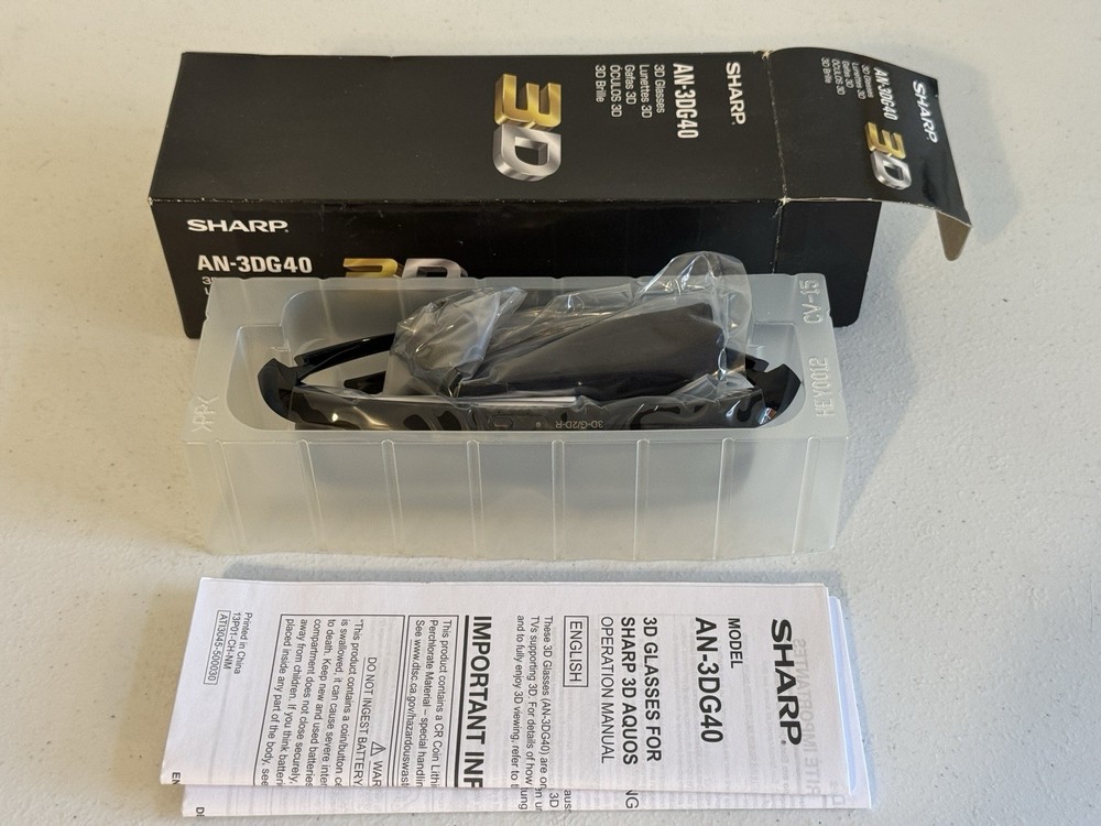 Sharp AN-3DG40 Active Shutter 3D Glasses Black NEW Open Box