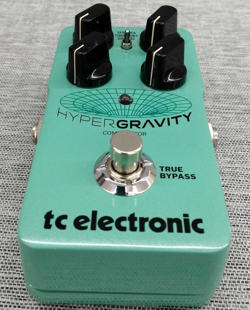 TC ELECTRONIC HYPER GRAVITY effector
