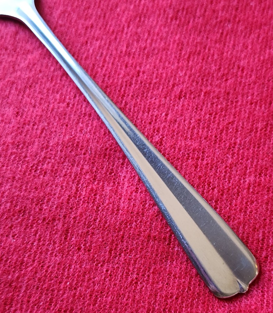 Oneida GALA IMPULSE Stainless Artesia Glossy Flatware Center Ribbed U Select