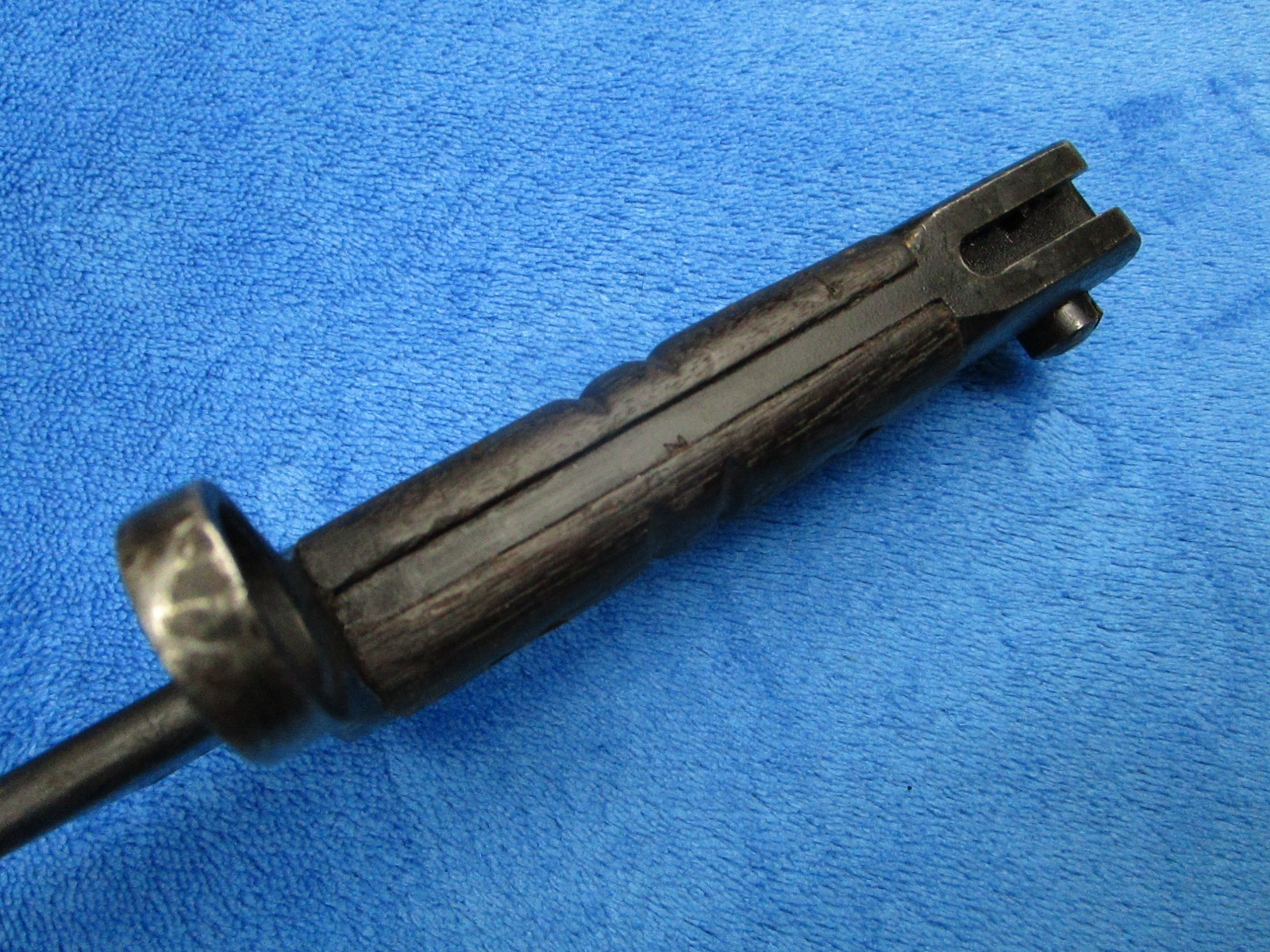 ORIGINAL WW1 ENGLISH M1913/17 ENFIELD BAYONET AND SCABBARD MADE BY WINCHESTER