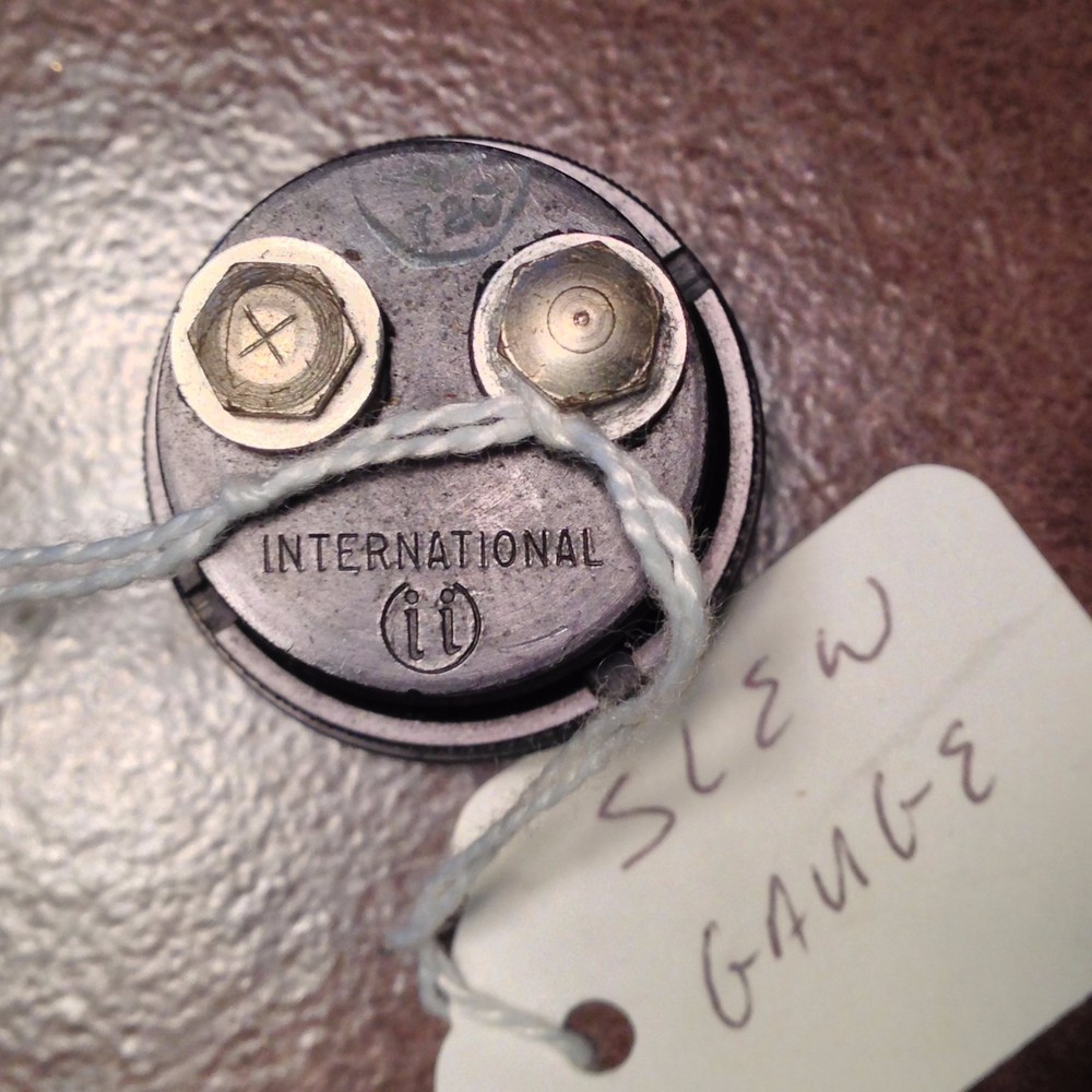 Slew Gauge