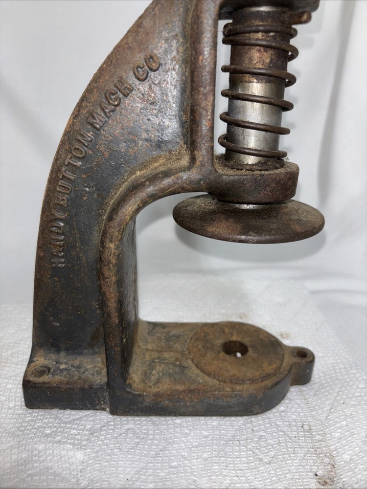 Handy Junior Button Press Machine & 50 UPH-B Button Die Set * Works!