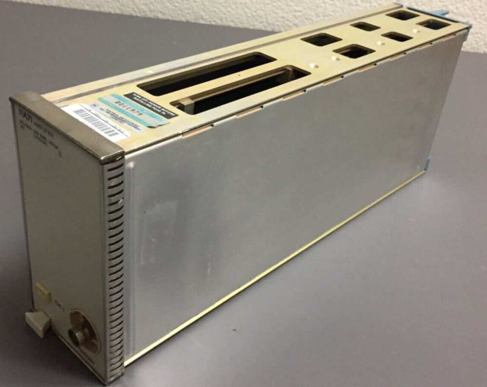 Tektronix 11A71 Single-Channel 1GHz Amplifier Plug-In Module