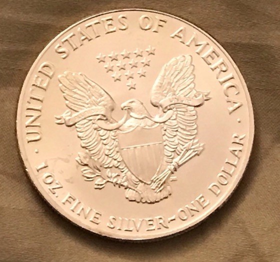 1987 Silver Eagle 1 oz .999 fineness