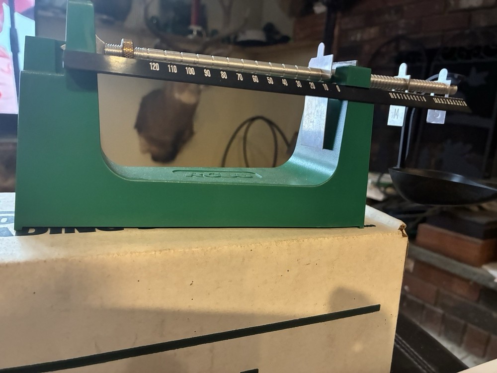 RCBS RC 130 Reloading Scale Mechanical Scale In Original Box W/ Instructions