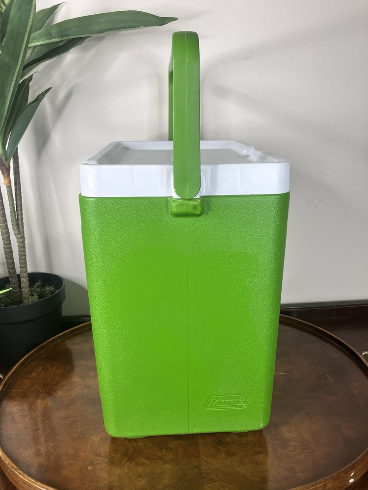 Coleman Party Stacker 20 Can Stackable Cooler Model 6224 Green Flip Top