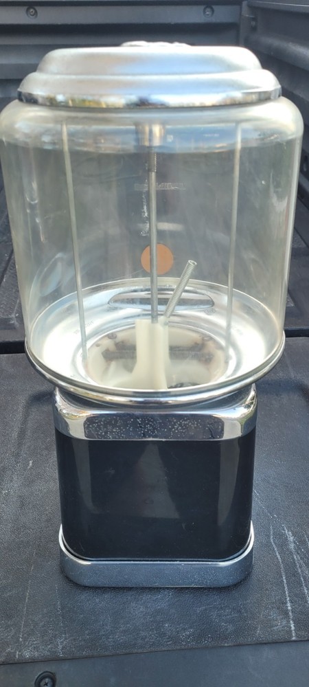 beaver gumball machine