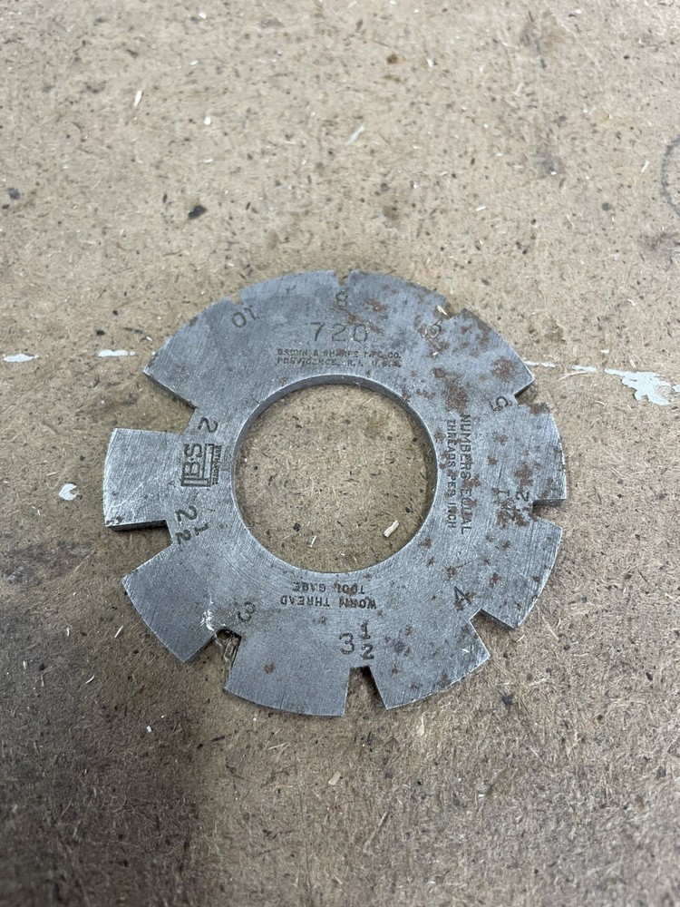 Vintage Brown and Sharpe 720 Thread Tool Worm Thread