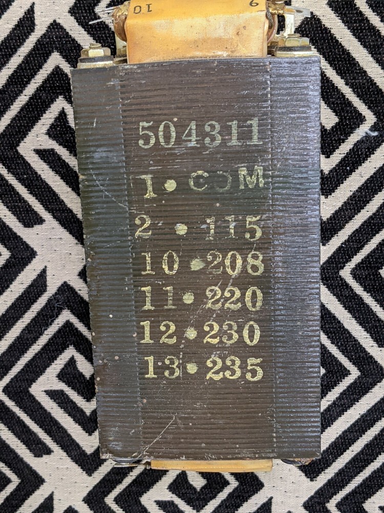 VINTAGE 504311 TRANSFORMER 115,208,220,230,235 To 9.5 VAC (Center Tap) at 10Amp