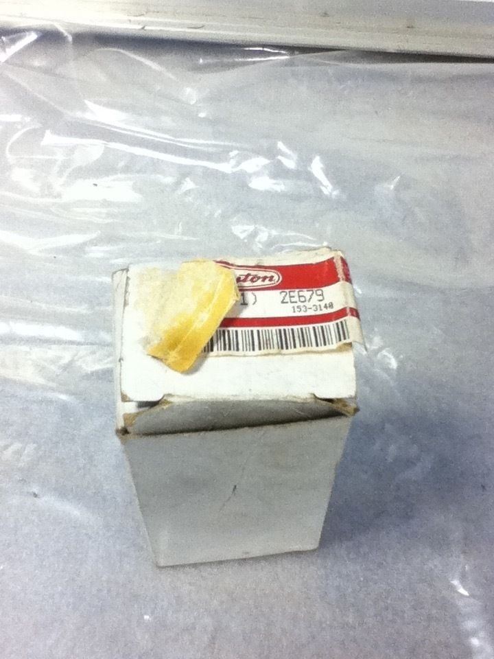 Dayton 2E679 Thermostat