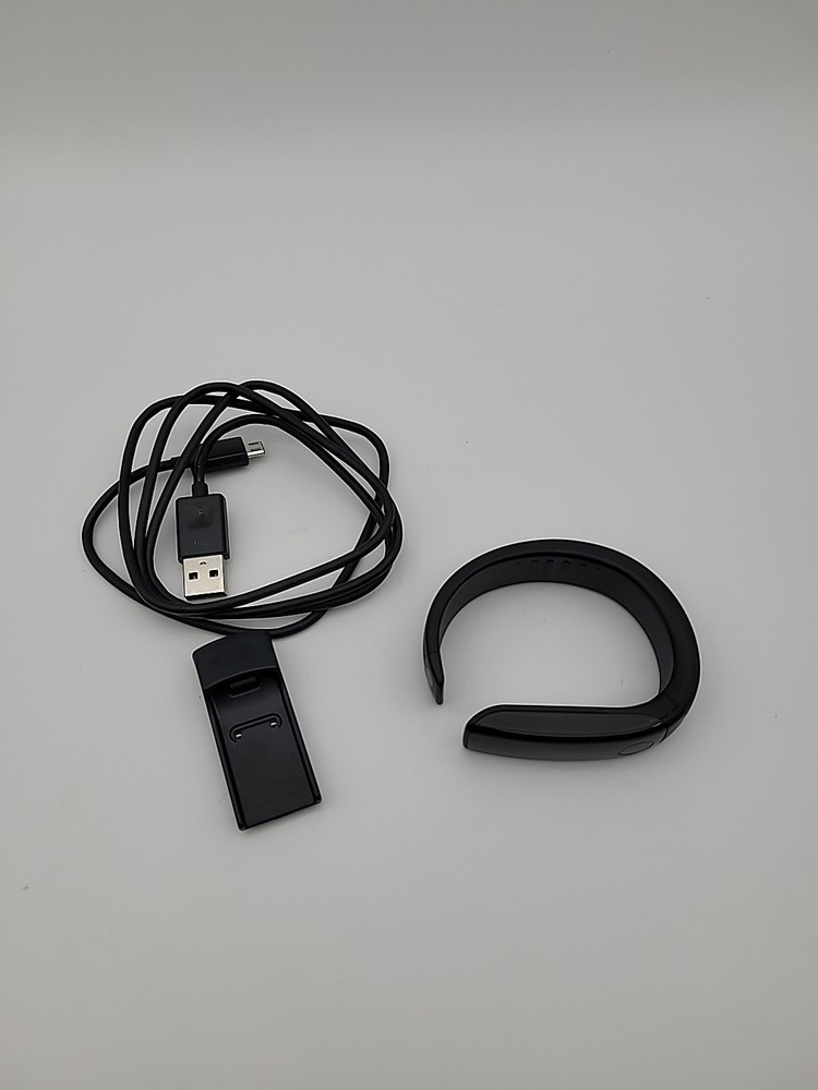 LG Lifeband Touch Activity Tracker Medium FB84