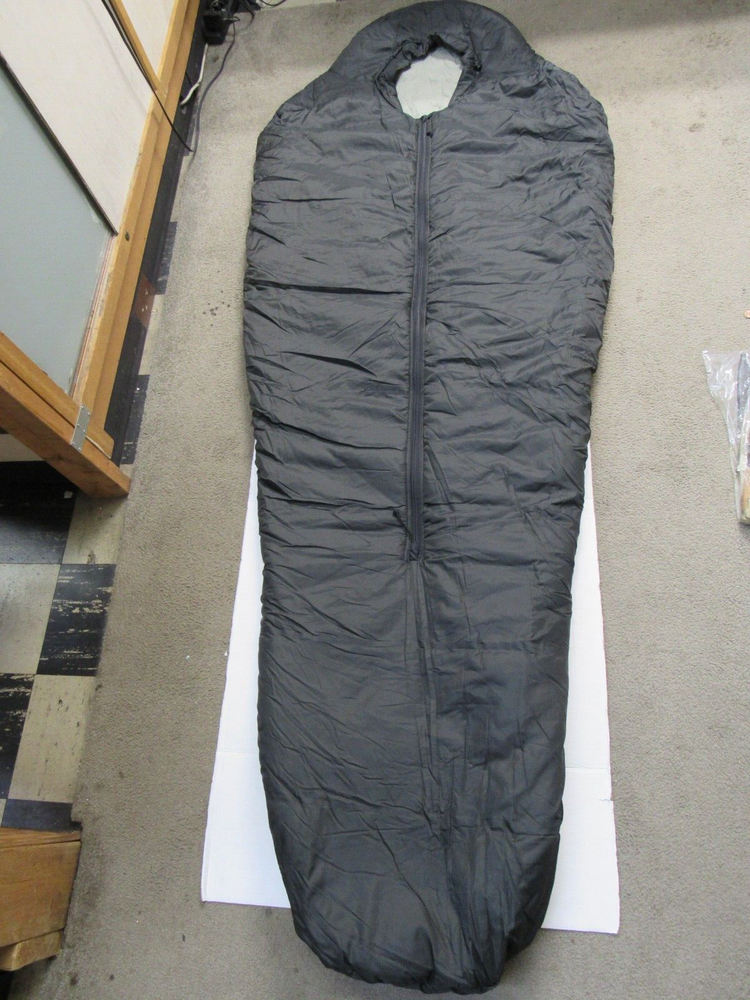 USMC Extreme Cold Weather Sleeping Bag Sleep System Component Over Run Irregular