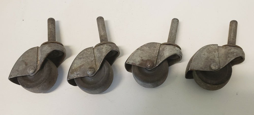 INDUSTRIAL VINTAGE CASTERS