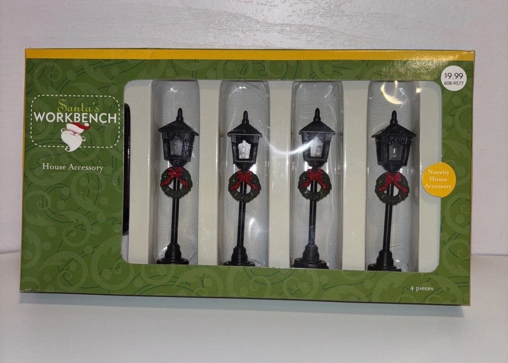 Santa’s Workbench House Accessories Lightpoles