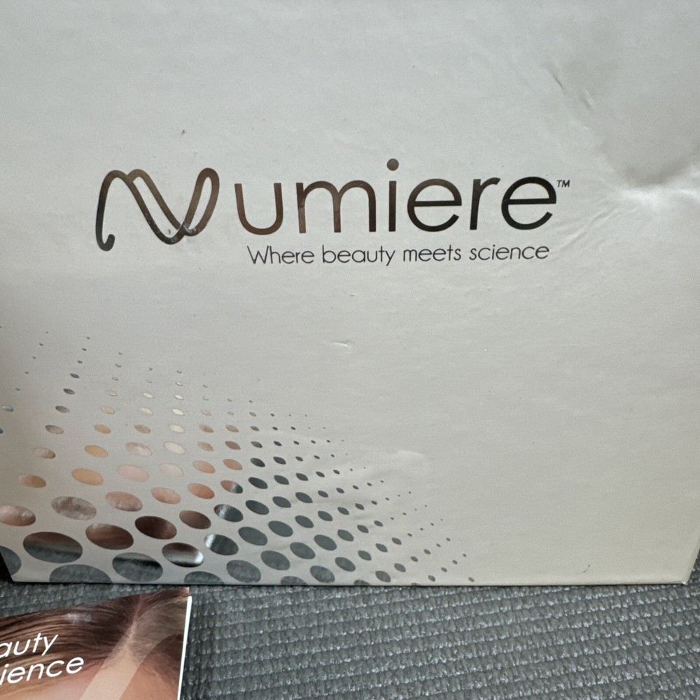 NUMIERE PLUS Microcurrent And LED Wrinkle Reducing Device With Gel - Open Box