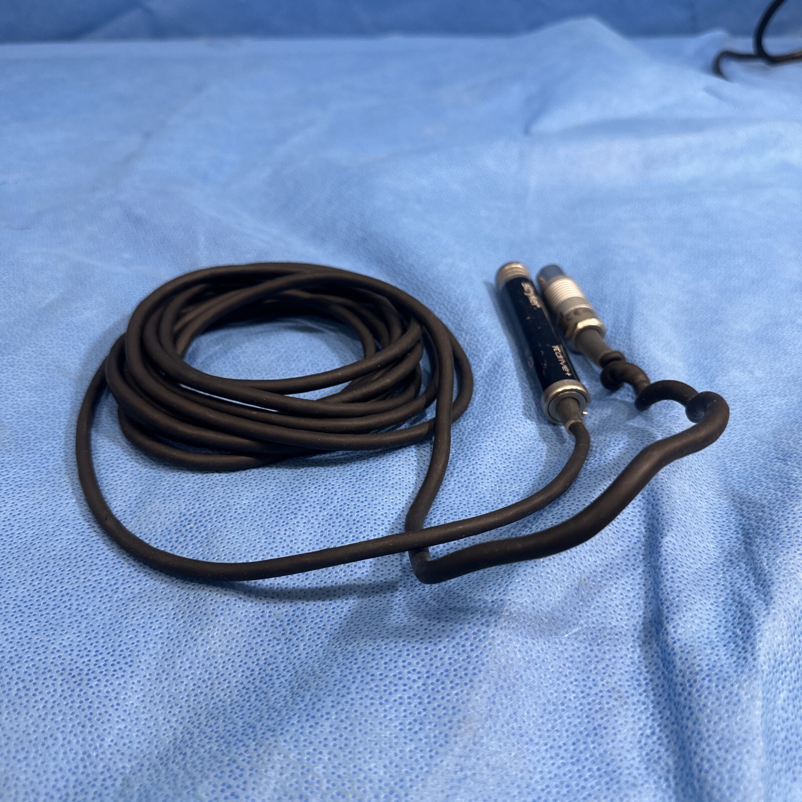 Stryker 5407-300-000 Pi Drive (scratched & Bad Cord)