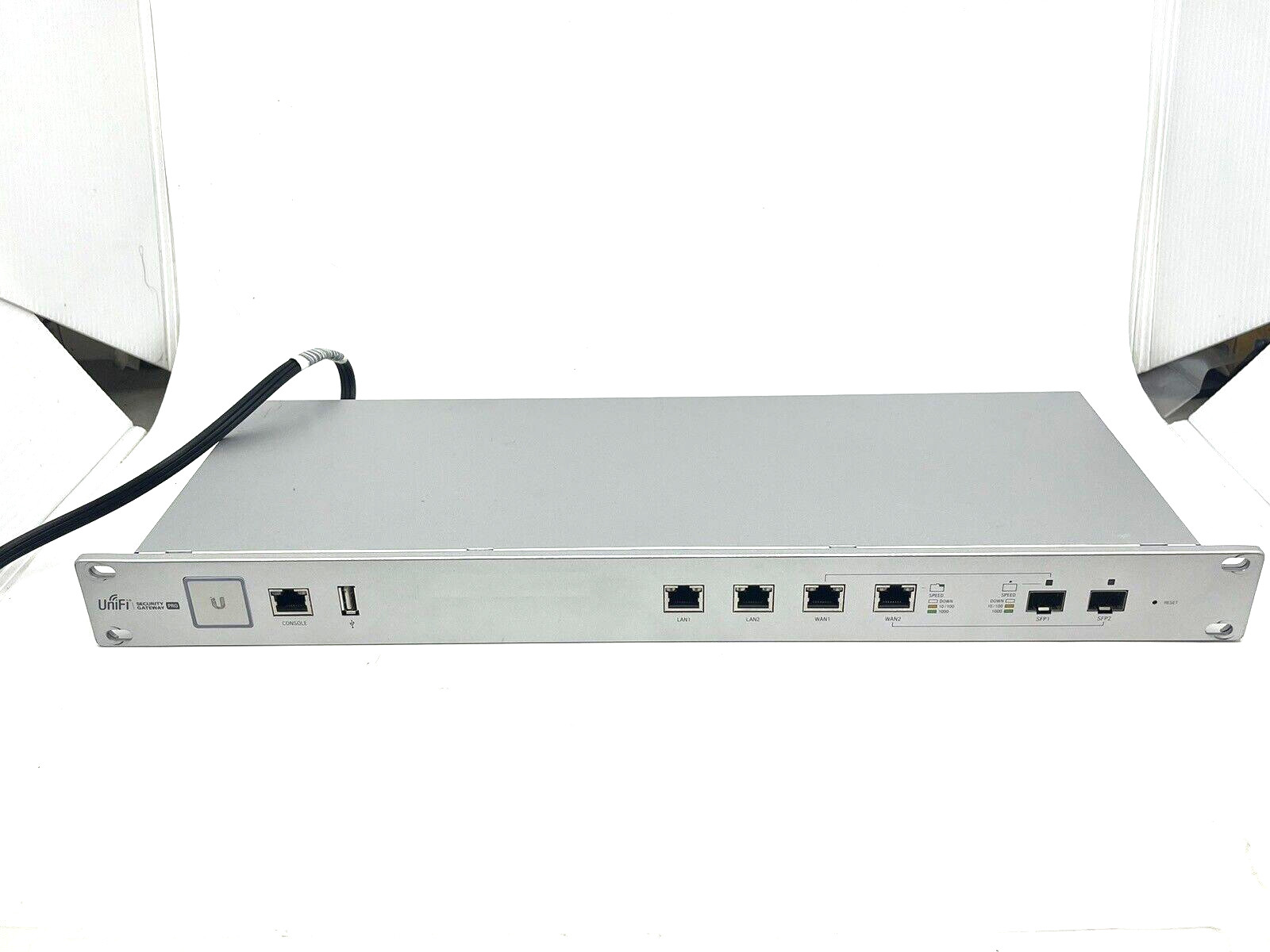 Ubiquiti Networks Unifi Security Gateway Pro 4 USG-PRO-4