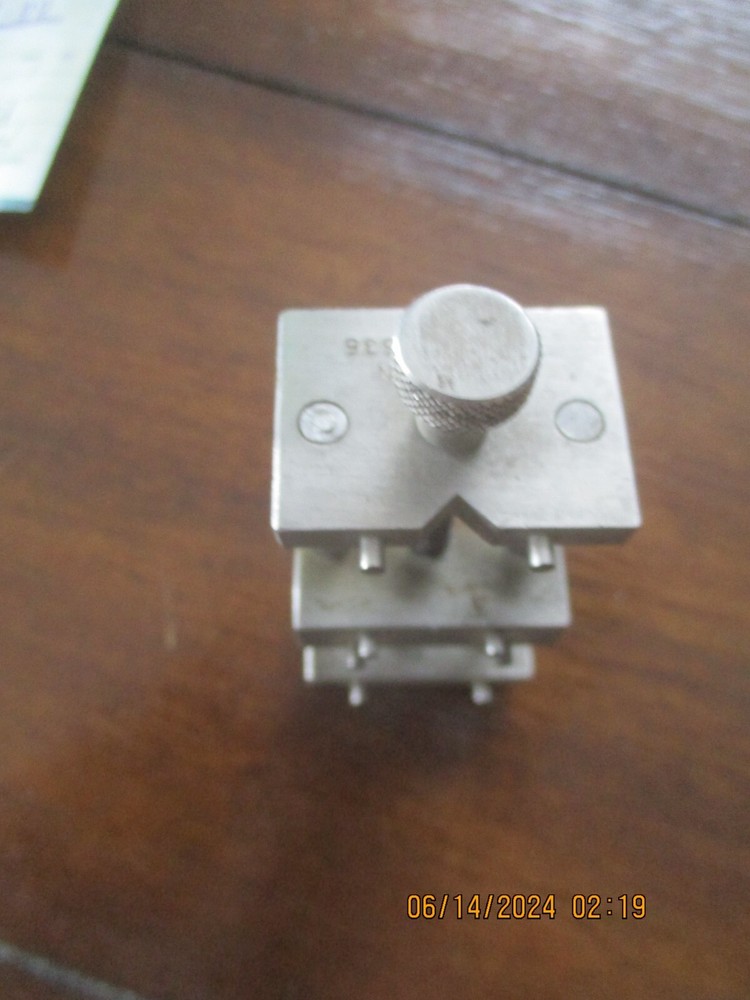 2 MACHINISTS LOW PROFILE VISE