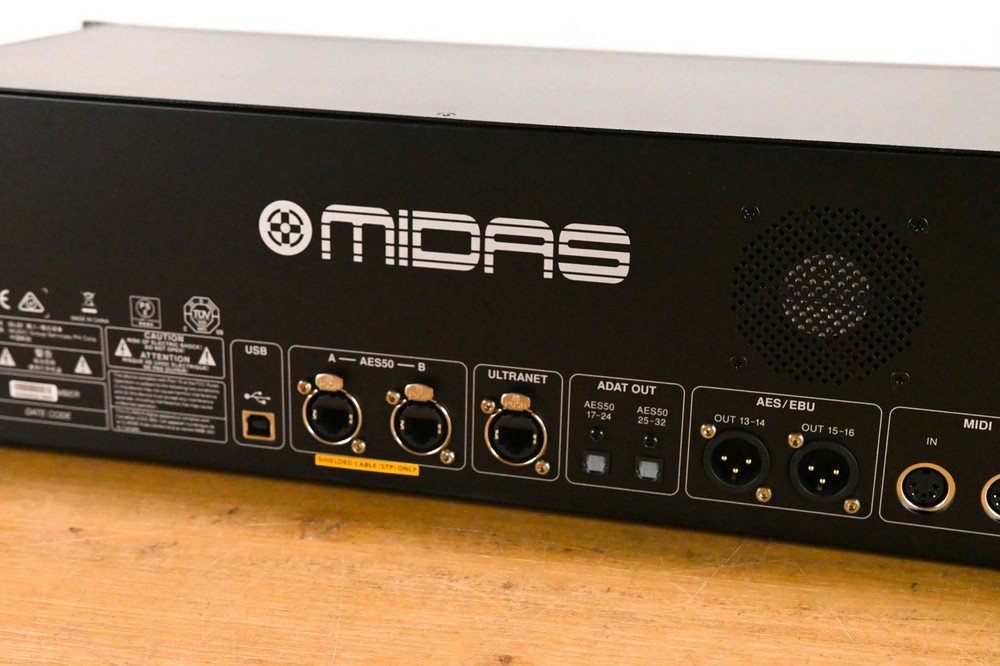 Midas DL32 32-Input, 16-Output Stage Box CG01Z2V